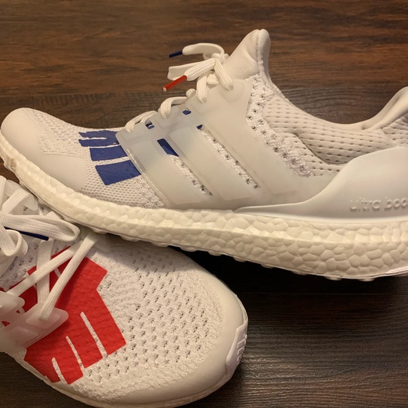 Adidas ultraboost x undefeated sneakers size 11 - Picture 3 of 6